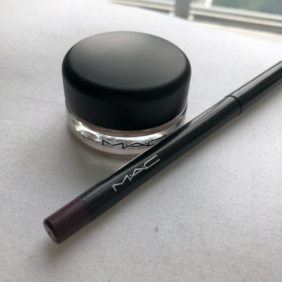 MAC Cosmetics Other - MAC eye duo MAC Cosmetics Other - MAC eye duo